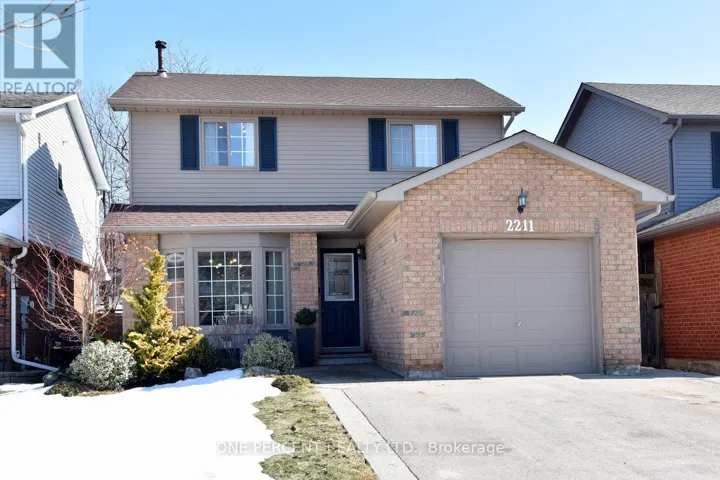 2211 HUNT CRESCENT, Burlington (Headon), Ontario L7M3E3