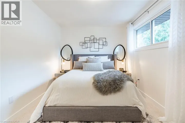 22 WOODMAN Drive N, Hamilton, Ontario L8H2M5