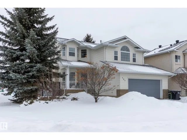 121 FORREST DR, Sherwood Park, Alberta T8A6A8