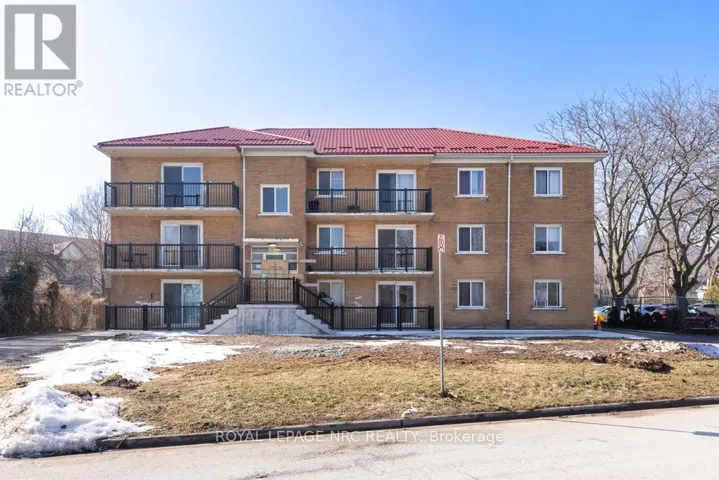 UNIT 202 - 14 JOHN STREET, Grimsby (Grimsby East), Ontario L3M1X5
