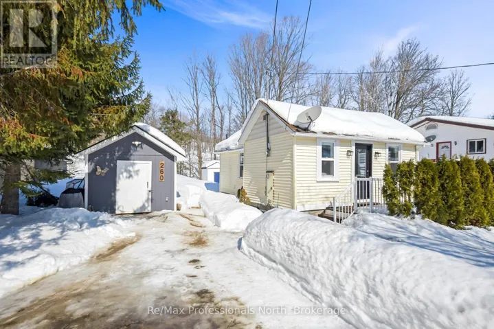 260 PRIVATE STREET, Gravenhurst (Muskoka (S)), Ontario P1P1R2