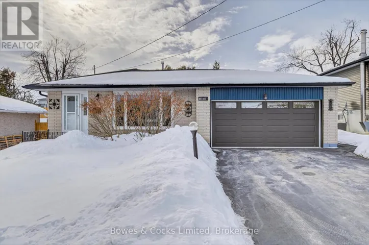 13 MOHAWK DRIVE, Kawartha Lakes (Lindsay), Ontario K9V0J1