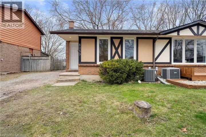 8059 AINTREE Drive Unit# A, Niagara Falls, Ontario L2H1V3