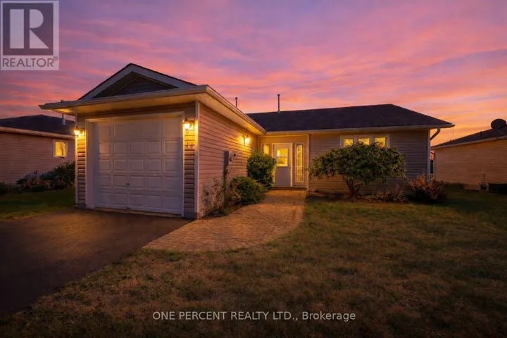 14 ELMDALE DRIVE, Prince Edward County (Wellington Ward), Ontario K0K3L0