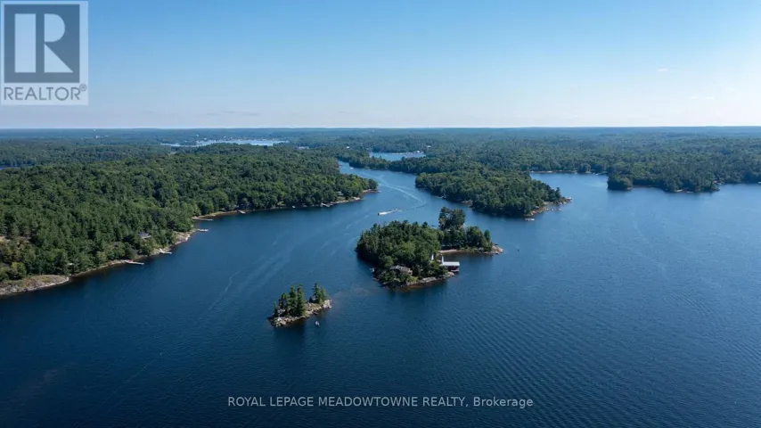 1 B721 GALT ISLAND, The Archipelago (Archipelago), Ontario P2A2X4