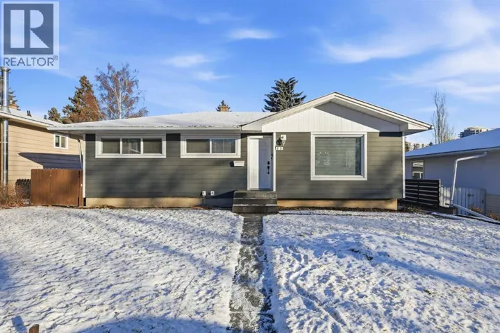 69 Harrow Crescent SW, Calgary, Alberta T2V3B2