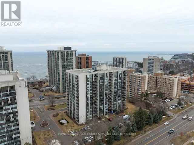 PH7 - 2185 MARINE DRIVE, Oakville (BR Bronte), Ontario L6L5L6