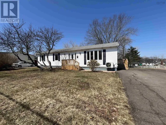 39 Rogers Avenue, Amherst, Nova Scotia B4H2J7