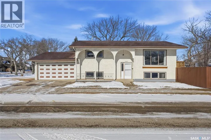 180 Saskatchewan STREET W, Moose Jaw, Saskatchewan S6H6L8