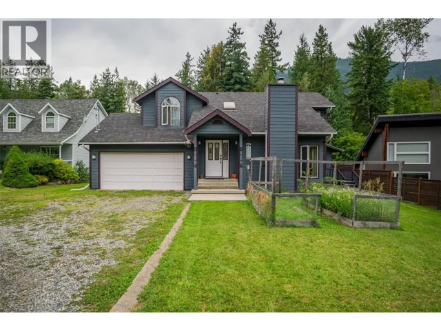 611 7th Street, Kaslo, British Columbia V0G1M0