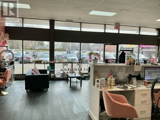 601 DUNDAS STREET W, Whitby (Downtown Whitby), Ontario L1N2N3