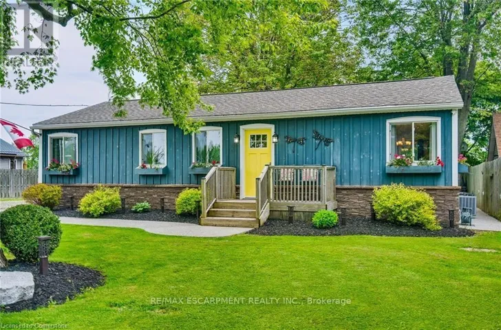 8 BEACH ROAD, Haldimand (Dunnville), Ontario N0A1K0