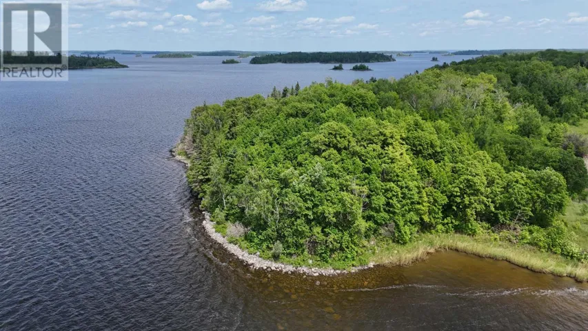 Lot 2 BIG NARROWS ISLAND LAKE OF THE WOODS, KENORA, Ontario P0X1C0