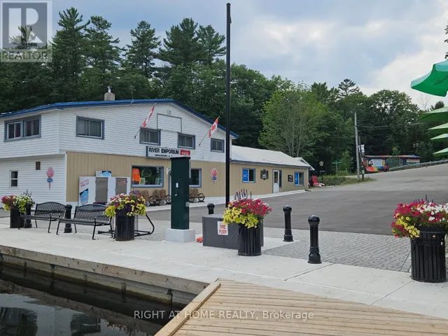 1725 EARL HAID AVENUE, Severn, Ontario L0K1E0