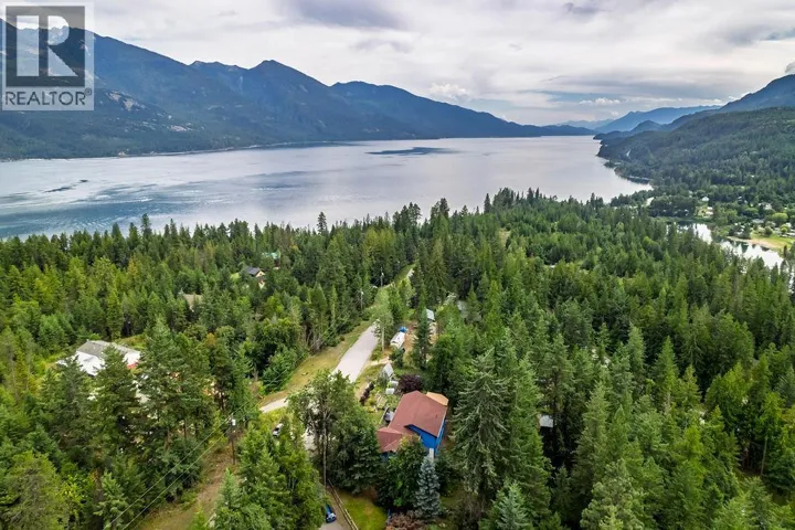 6051 PINE RIDGE Road, Kaslo, British Columbia V0G1M0