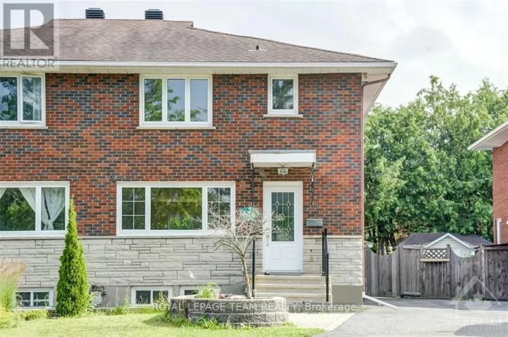 676 HASTINGS AVENUE, Ottawa, Ontario K1G1N1