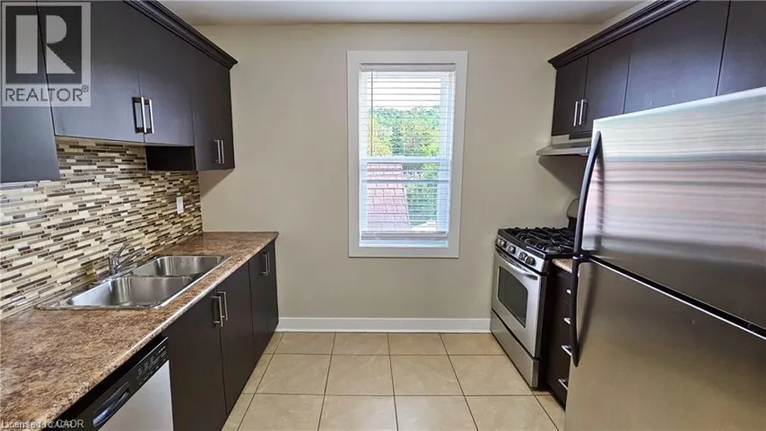1544 KING Street E Unit# 403, Hamilton, Ontario L8K1S9