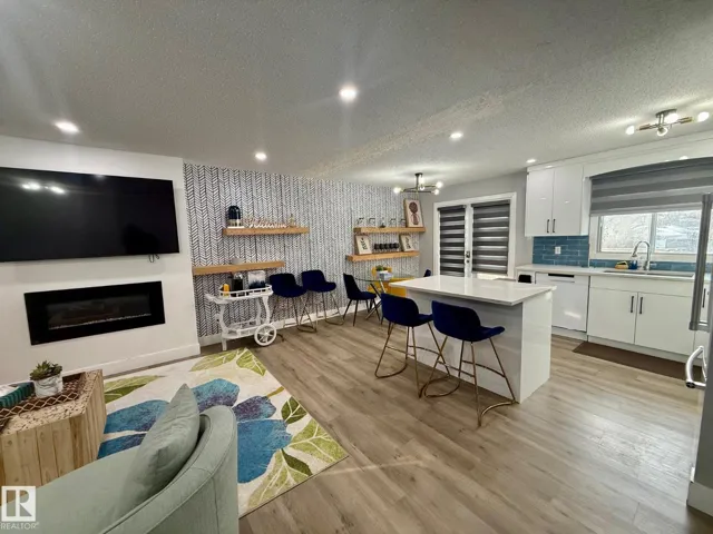 2915 145 AV NW, Edmonton, Alberta T5Y1Z2