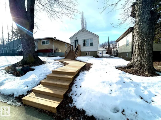 12132 59 ST NW, Edmonton, Alberta T5W3Y3