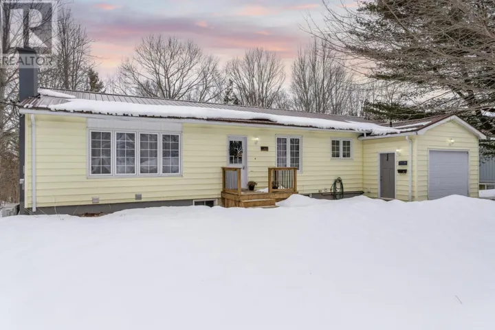 405 Stead Street, North Kentville, Nova Scotia B4N2Y4