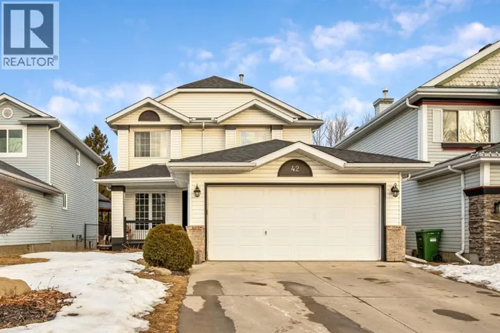 42 Douglas Glen Green SE, Calgary, Alberta T2Z2N1