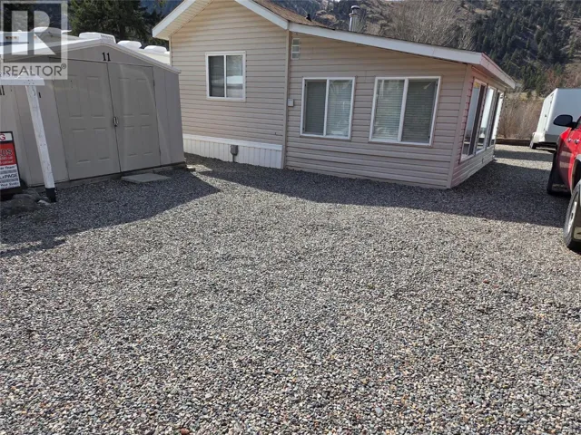 4354 Highway 3 Unit# 11, Keremeos, British Columbia V0X1N1