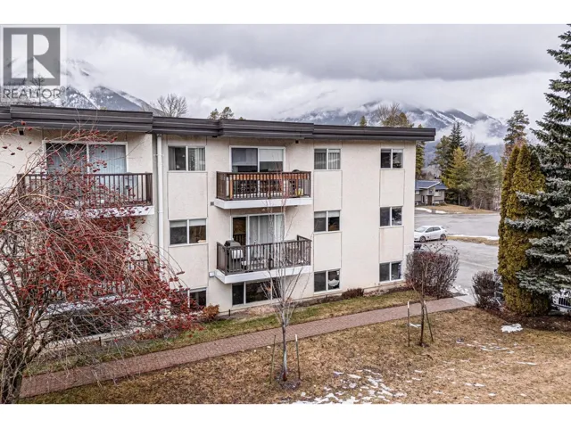 40 Ridgemont Avenue Unit# 102, Fernie, British Columbia V0B1M2