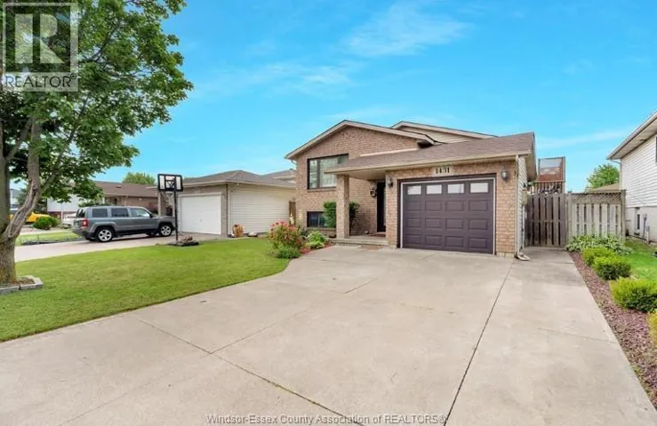 1431 FULLER CRESCENT, Windsor, Ontario N8W5S5