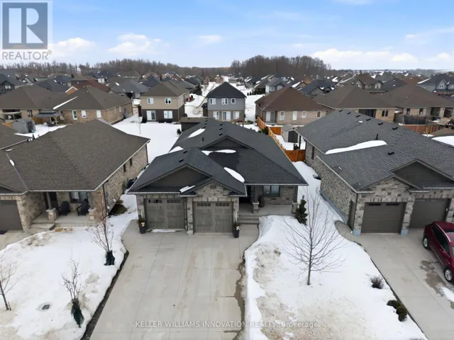 34 FORBES CRESCENT, North Perth (Listowel), Ontario N4W0B9