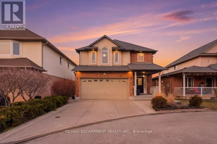 7 VIDAL COURT, Grimsby (Grimsby East), Ontario L3M5R8