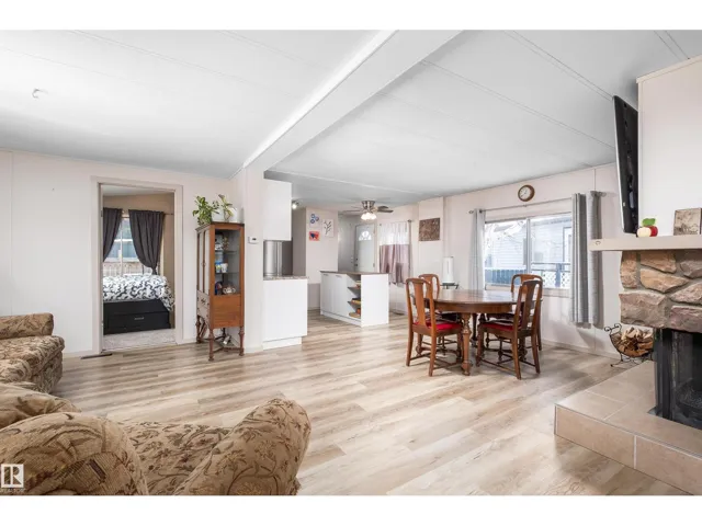 1706 West Oak CL NW, Edmonton, Alberta T5S1T6