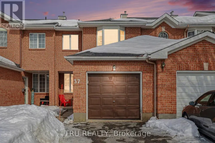 37 DAVENTRY CRESCENT, Ottawa, Ontario K2J4N6