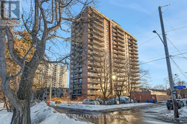 1403 - 20 THE DRIVEWAY DRIVE, Ottawa, Ontario K2P1C8