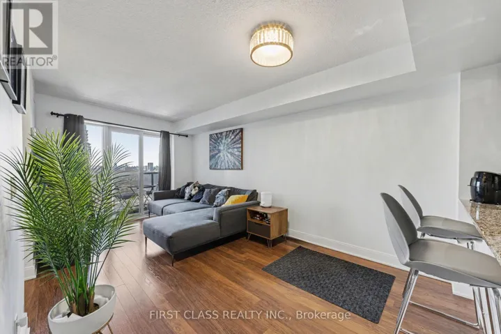 2519 - 135 VILLAGE GREEN SQUARE, Toronto (Agincourt South-Malvern West), Ontario M1S0G4