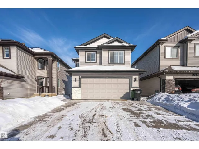 2420 15 AV NW, Edmonton, Alberta T6T2L3