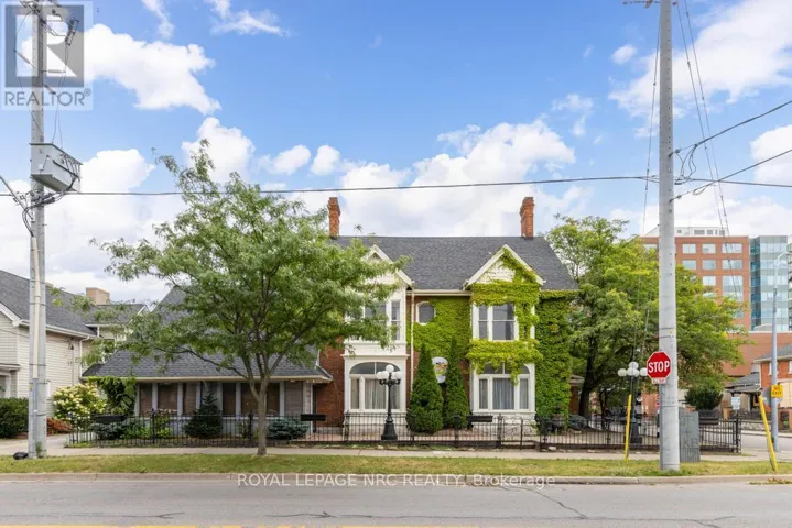 22 ACADEMY STREET, St. Catharines (Downtown), Ontario L2R4Z6