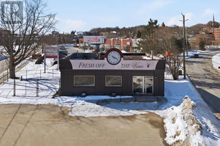 84 ONTARIO STREET, Port Hope, Ontario L1A2T8