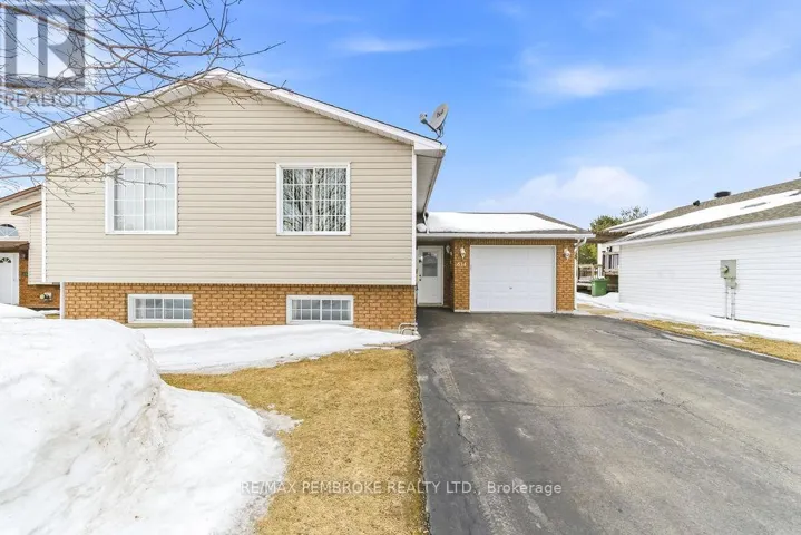 614 WESTON STREET, Pembroke, Ontario K8A3Y7