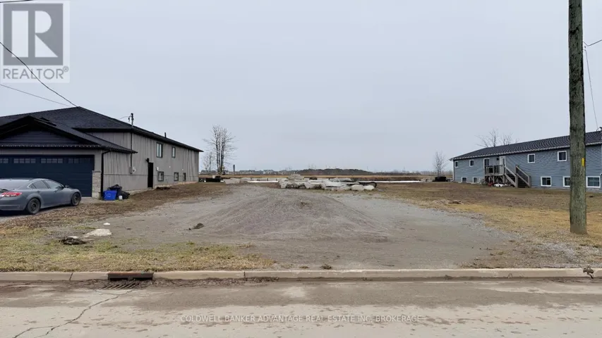 22 HURON STREET, Welland (Dain City), Ontario L3B5J3