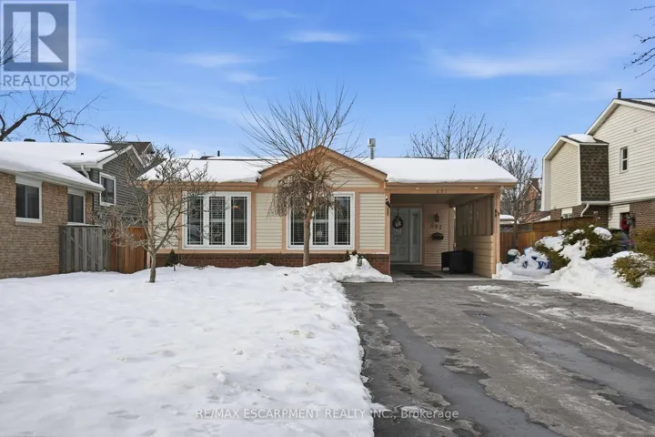 697 LOMOND CRESCENT, Burlington (Shoreacres), Ontario L7L2N8