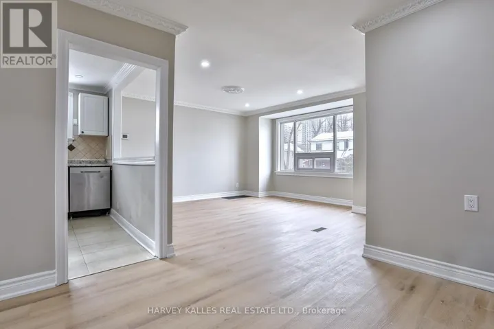 1239 JANE STREET, Toronto (Mount Dennis), Ontario M6M4X9