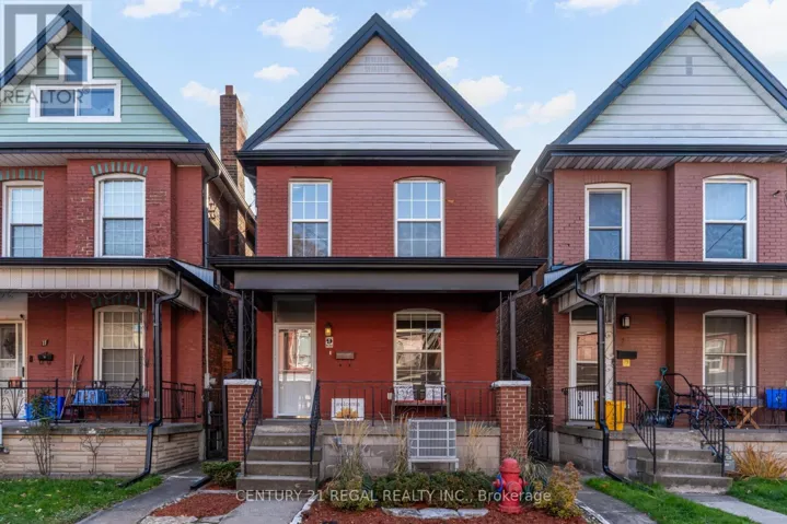 9 MCNEIL STREET, Hamilton (Central), Ontario L8R2C3