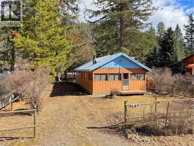 2649 Otter Avenue, Tulameen, British Columbia V0X1W0
