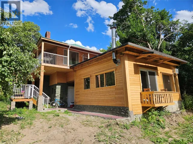 617 Payne Street, Creston, British Columbia V0B1G6