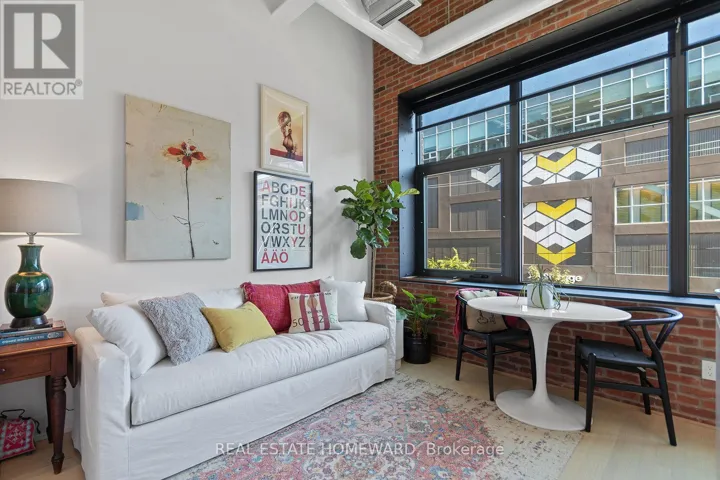 207 - 150 LOGAN AVENUE, Toronto (South Riverdale), Ontario M4M0E4