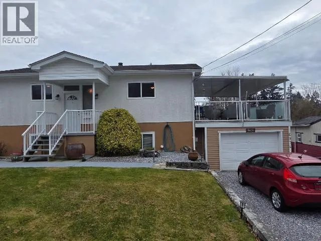 6974 TERRACE STREET, Powell River, British Columbia None
