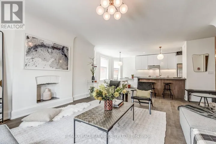 2A - 795 COLLEGE STREET, Toronto (Trinity-Bellwoods), Ontario M6G1C7