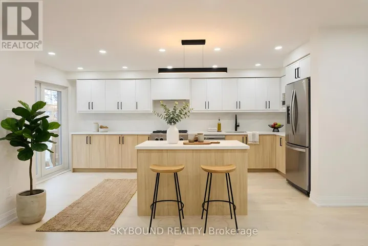 5467 BULLRUSH DRIVE, Mississauga (East Credit), Ontario L5V1Z1