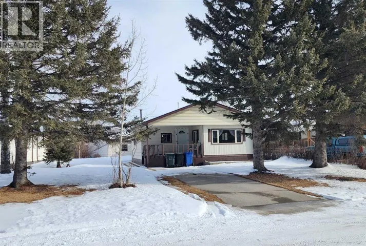 225 4 Street NW, Sundre, Alberta T0M1X0