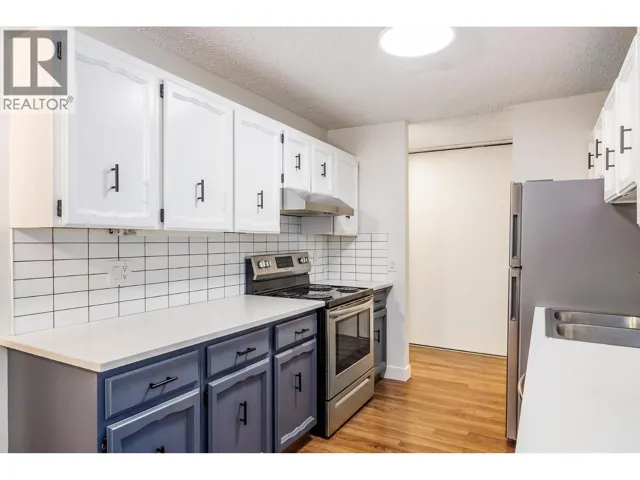 555 Rowcliffe Avenue Unit# 307, Kelowna, British Columbia V1Y5Y8